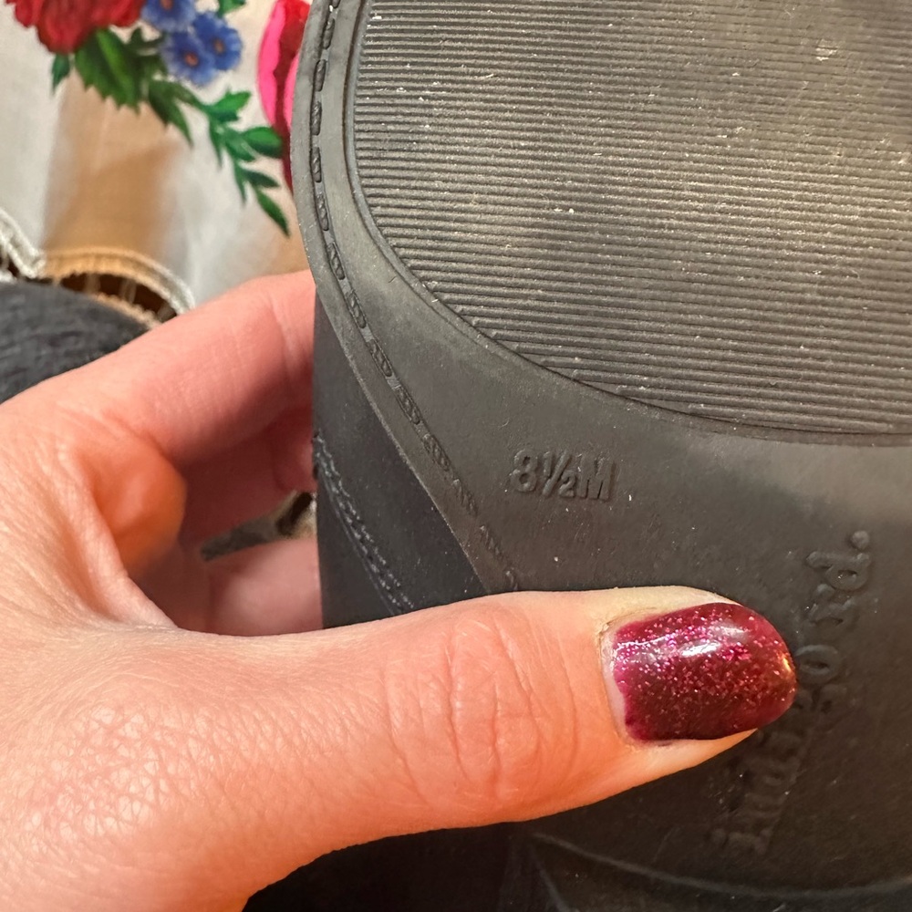 Indigo Rd Black Ankle Booties - Picture 2 of 3